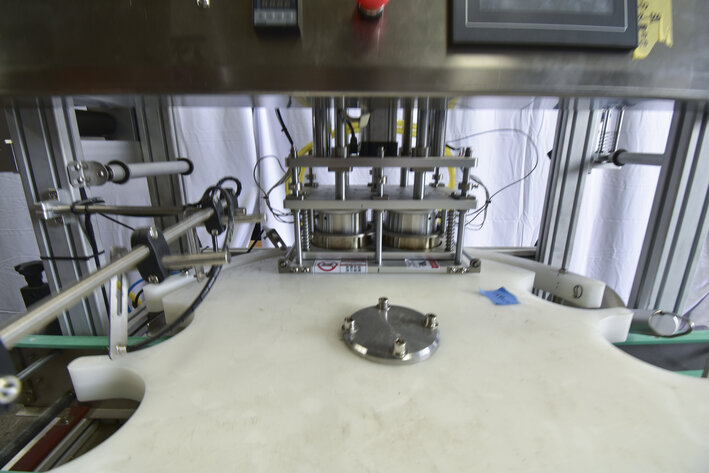 Image for MJK1673 Suny Group Tub Sealing Machine