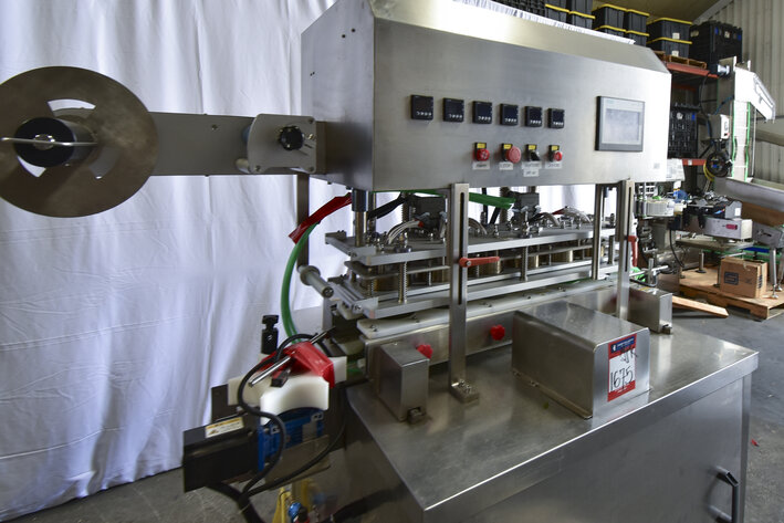 Image for MJK1675 SHV Packing Machine SHV-C6L