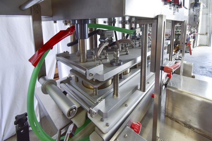 Image for MJK1675 SHV Packing Machine SHV-C6L