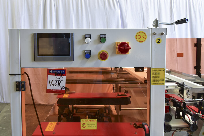 Image for ***SOLD*** MJK1676 Carton Erector