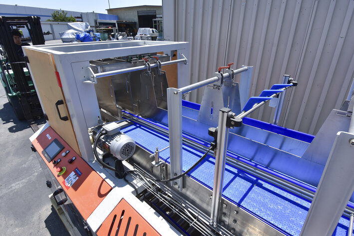 Image for ***SOLD*** MJK1678 Carton Filling Machine