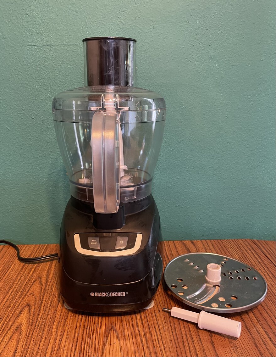 Never Used Hamilton Beach Food Processor w/Suction Cup Base