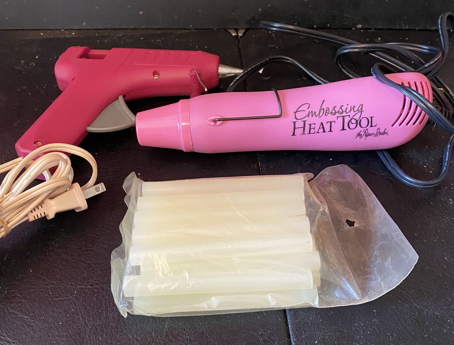 Heating Tool and Hot Glue Gun with Glue Sticks