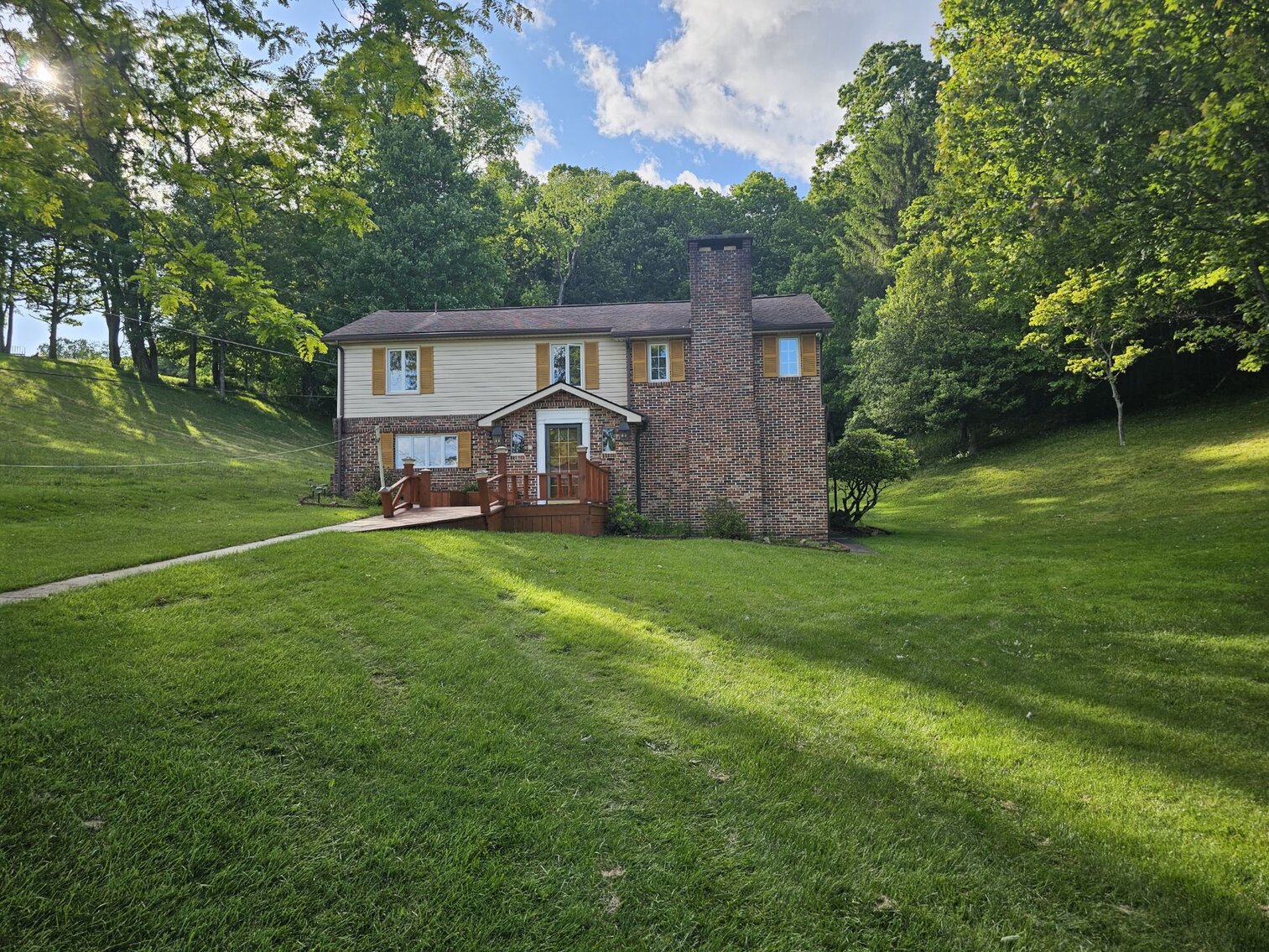 Image for SOLD $277,750 - Two Homes and Commercial Building in Beckley Selling to The Highest Bidder