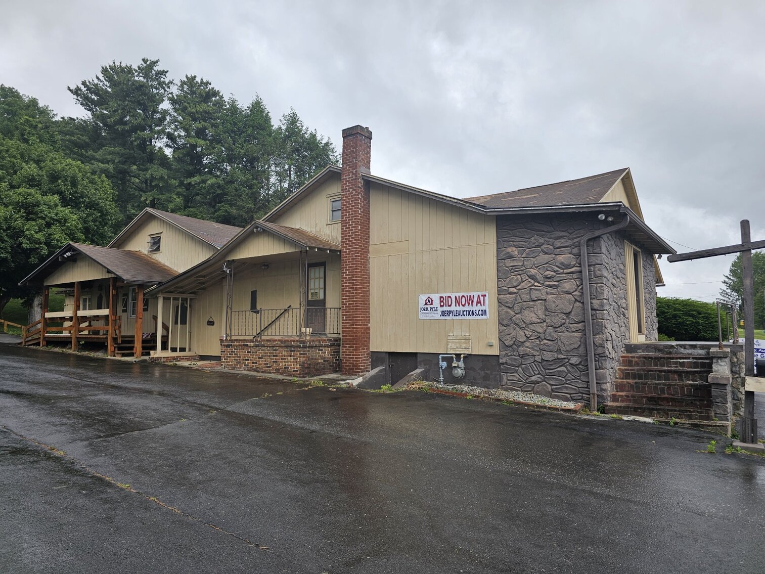 Image for SOLD $277,750 - Two Homes and Commercial Building in Beckley Selling to The Highest Bidder