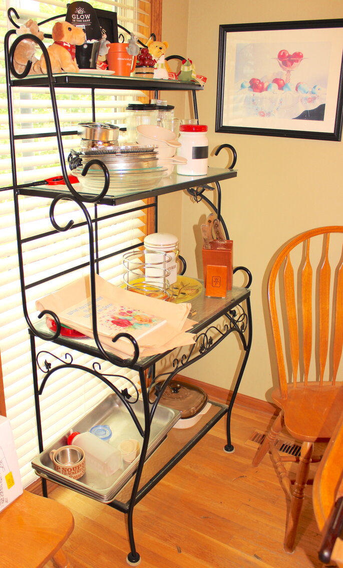 Image for LIVING ESTATE AUCTION