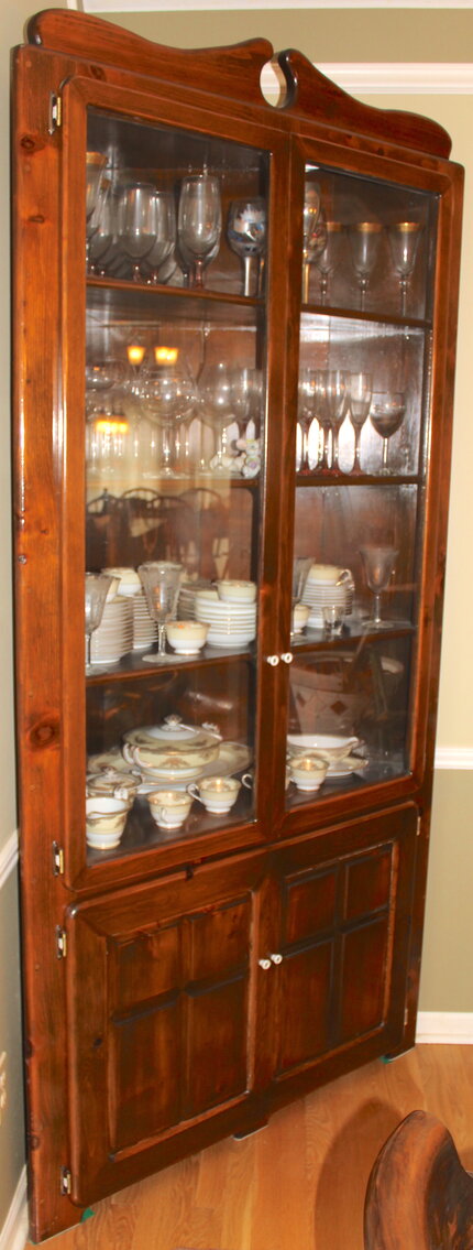 Image for LIVING ESTATE AUCTION