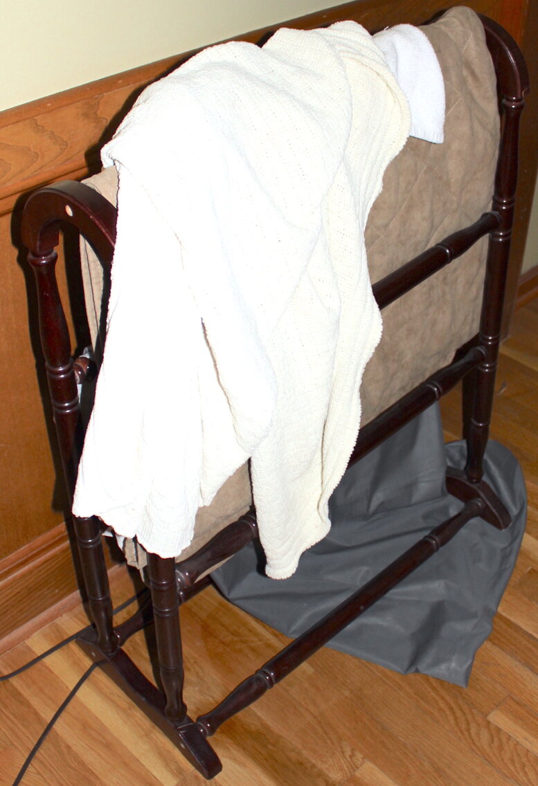 Image for LIVING ESTATE AUCTION