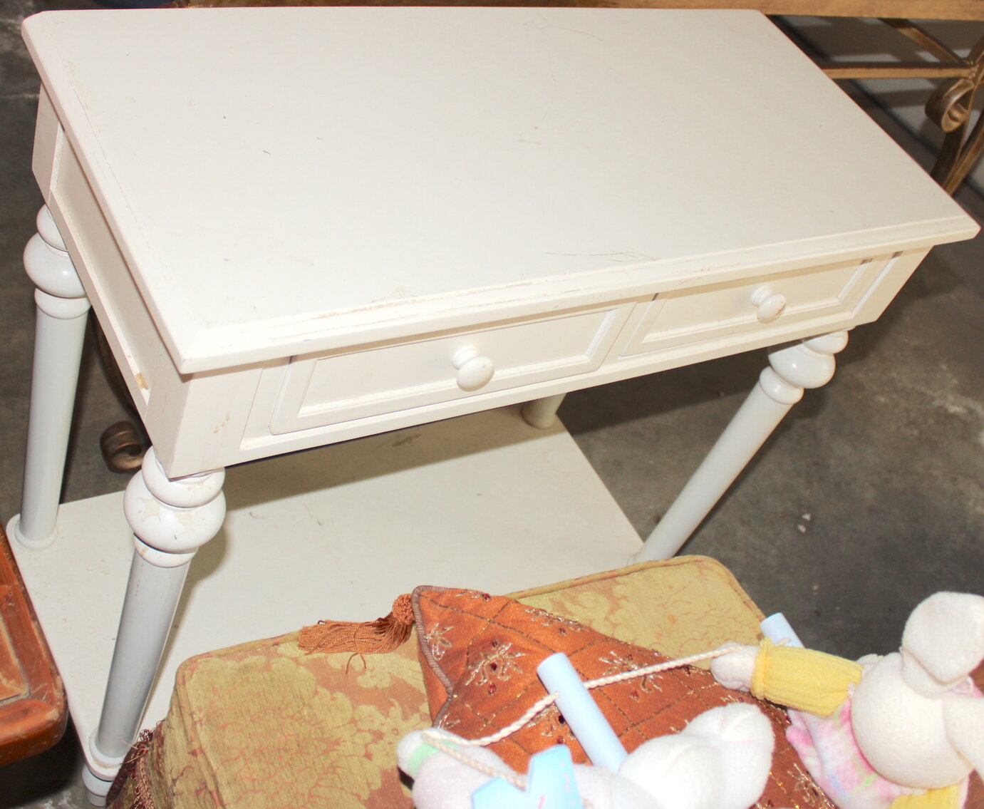 Image for LIVING ESTATE AUCTION