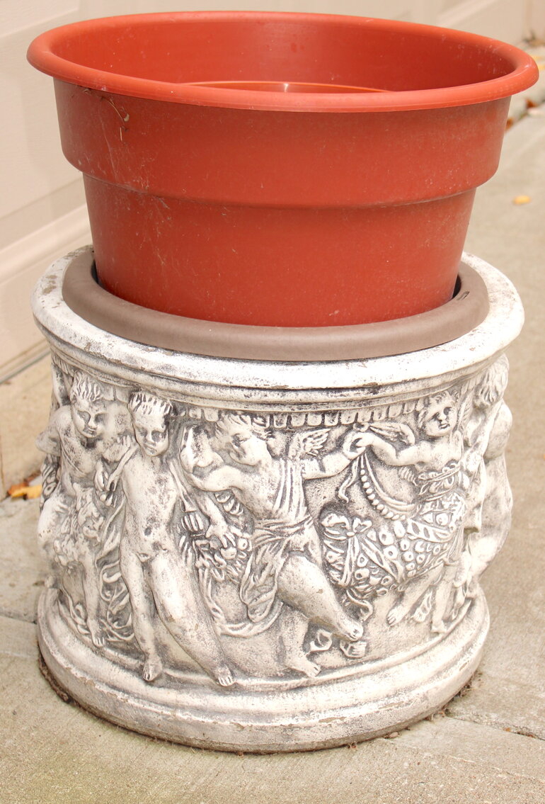 Image for LIVING ESTATE AUCTION