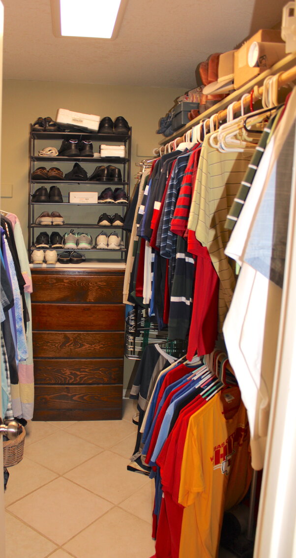 Image for LIVING ESTATE AUCTION