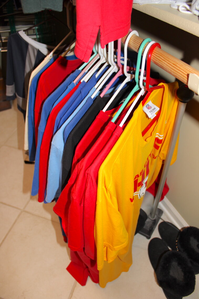 Image for LIVING ESTATE AUCTION