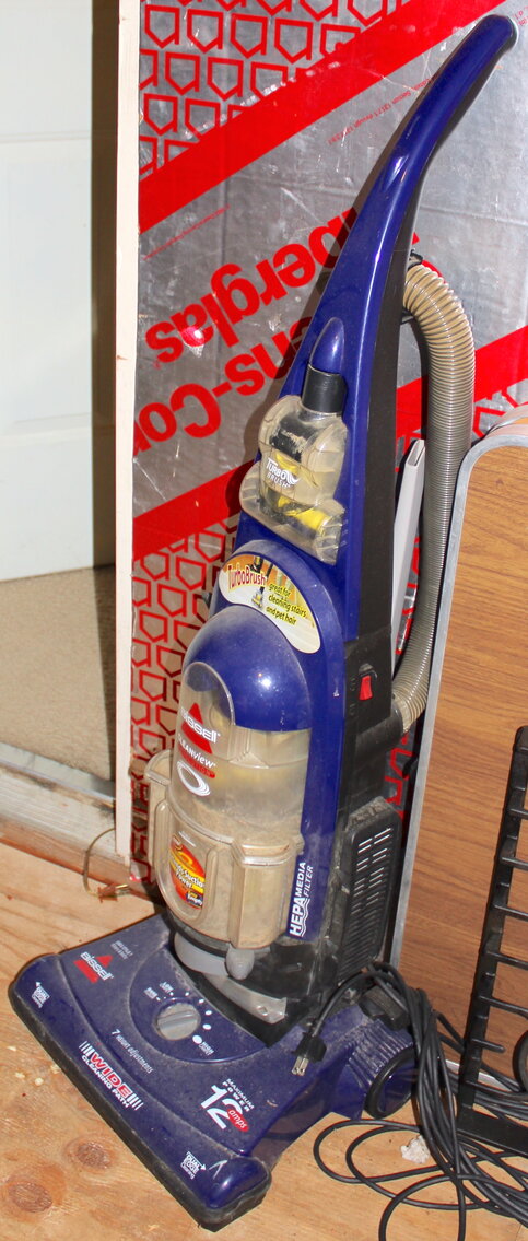 Image for LIVING ESTATE AUCTION