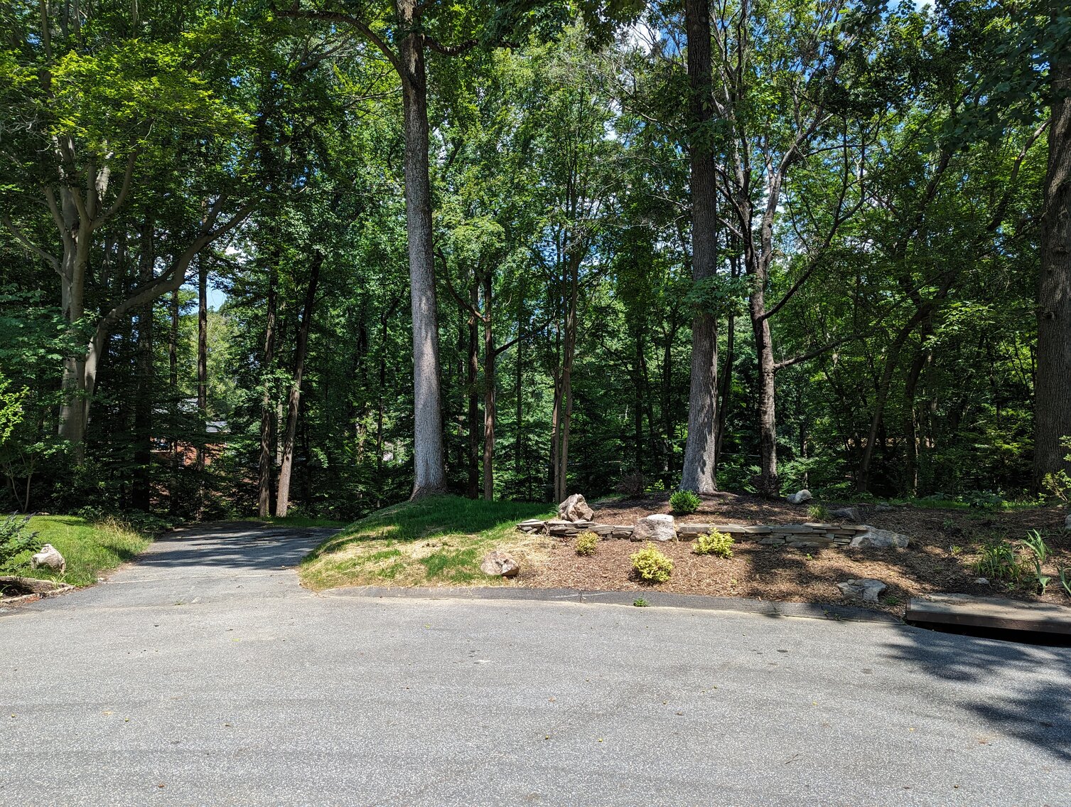 Image for 0.77+/- ACRE LOT END OF COURT LOCATION IN GLENWOOD NEIGHBORHOOD W/ PUBLIC WATER