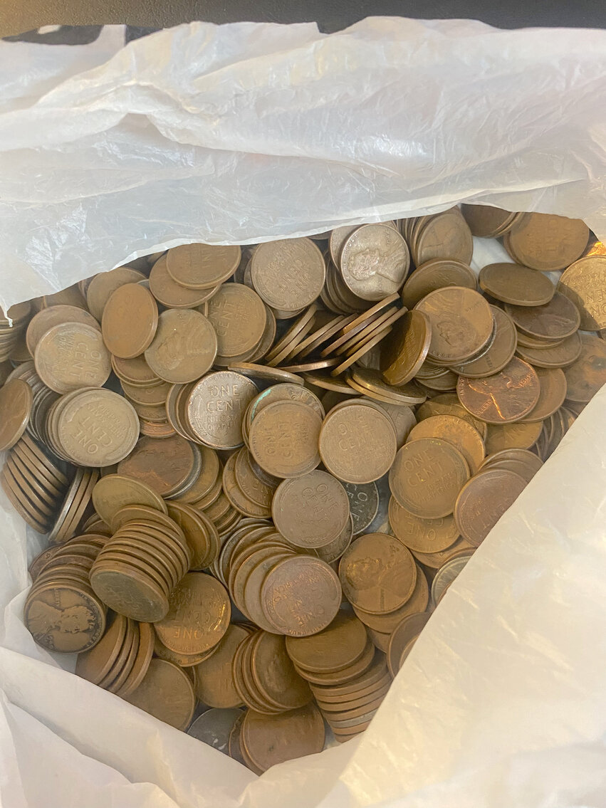 Image for MASSIVE 2-RING ESTATE COLLECTOR'S AUCTION