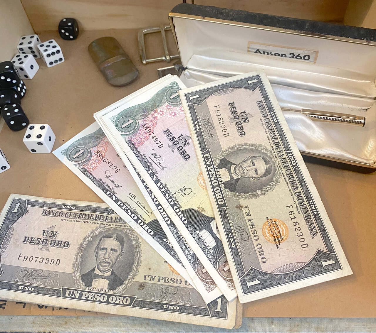 Image for MASSIVE 2-RING ESTATE COLLECTOR'S AUCTION