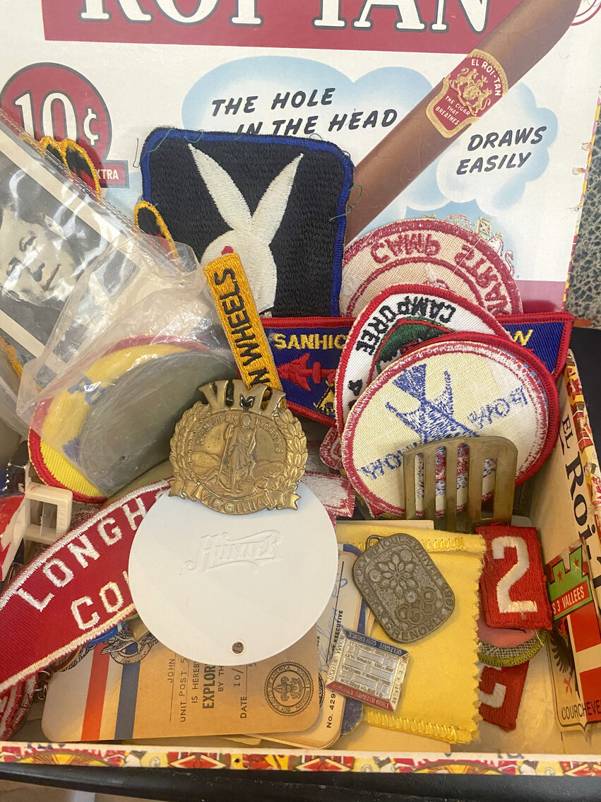 Image for MASSIVE 2-RING ESTATE COLLECTOR'S AUCTION