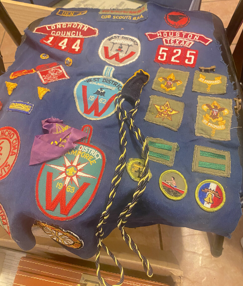 Image for MASSIVE 2-RING ESTATE COLLECTOR'S AUCTION