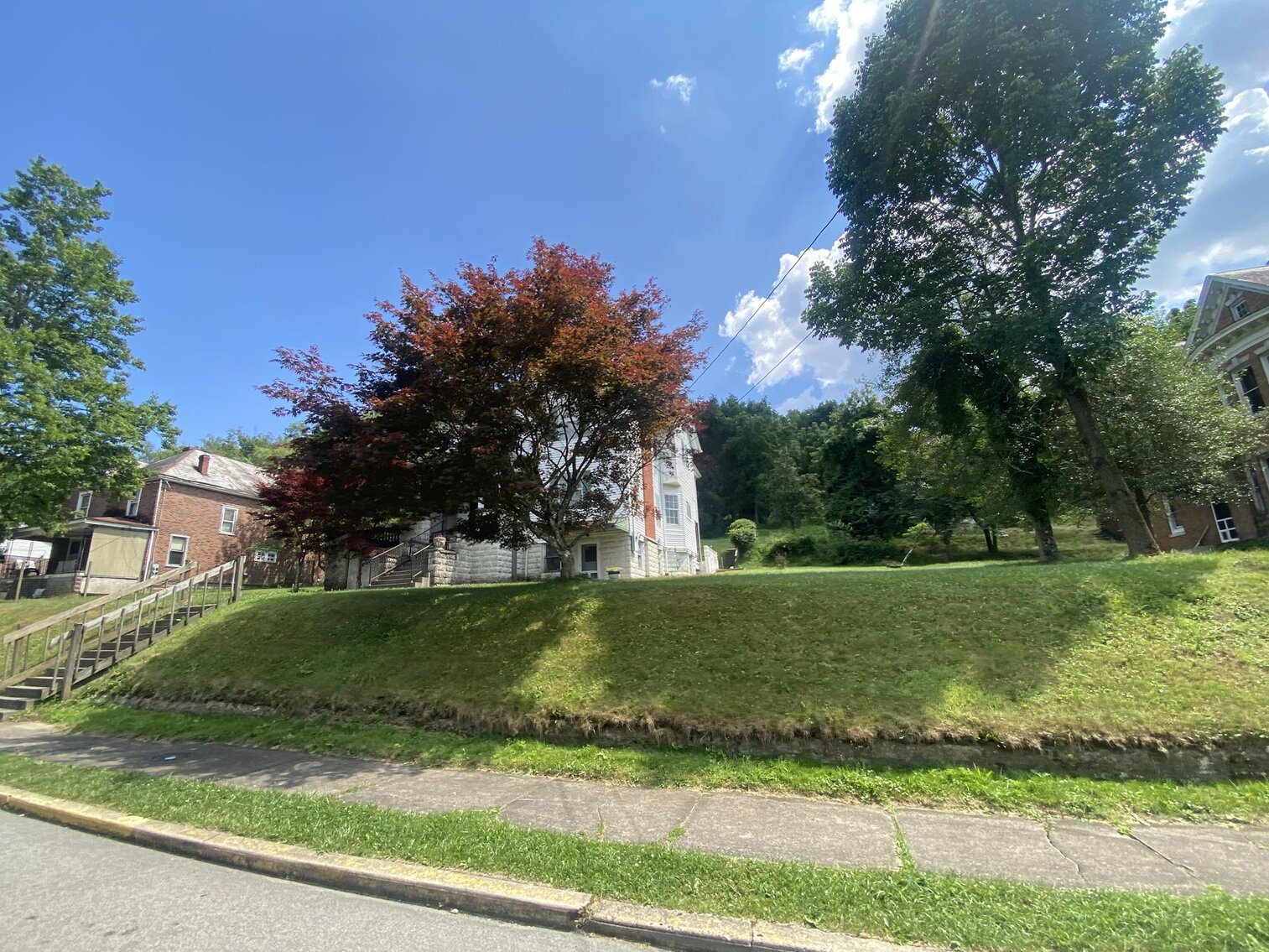 Image for SOLD $77,000 - 5 Bedroom on Half an Acre