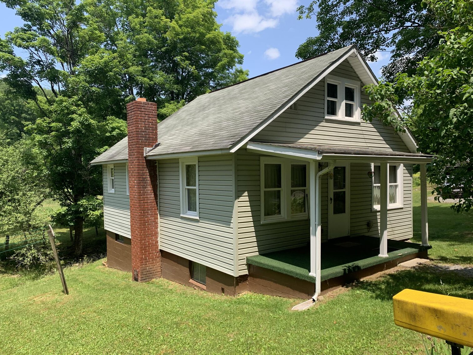 Image for SOLD $105,050 - 3 Bedroom Home with Large Detached Garage