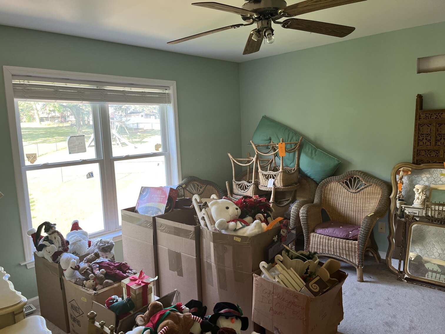 Image for SOLD $220,000 - Prominent 5 Bedroom in Brookhaven Selling to the Highest Bidder