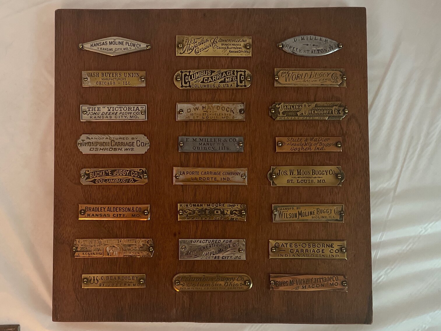 Buggy Manufacturer Nameplate Display