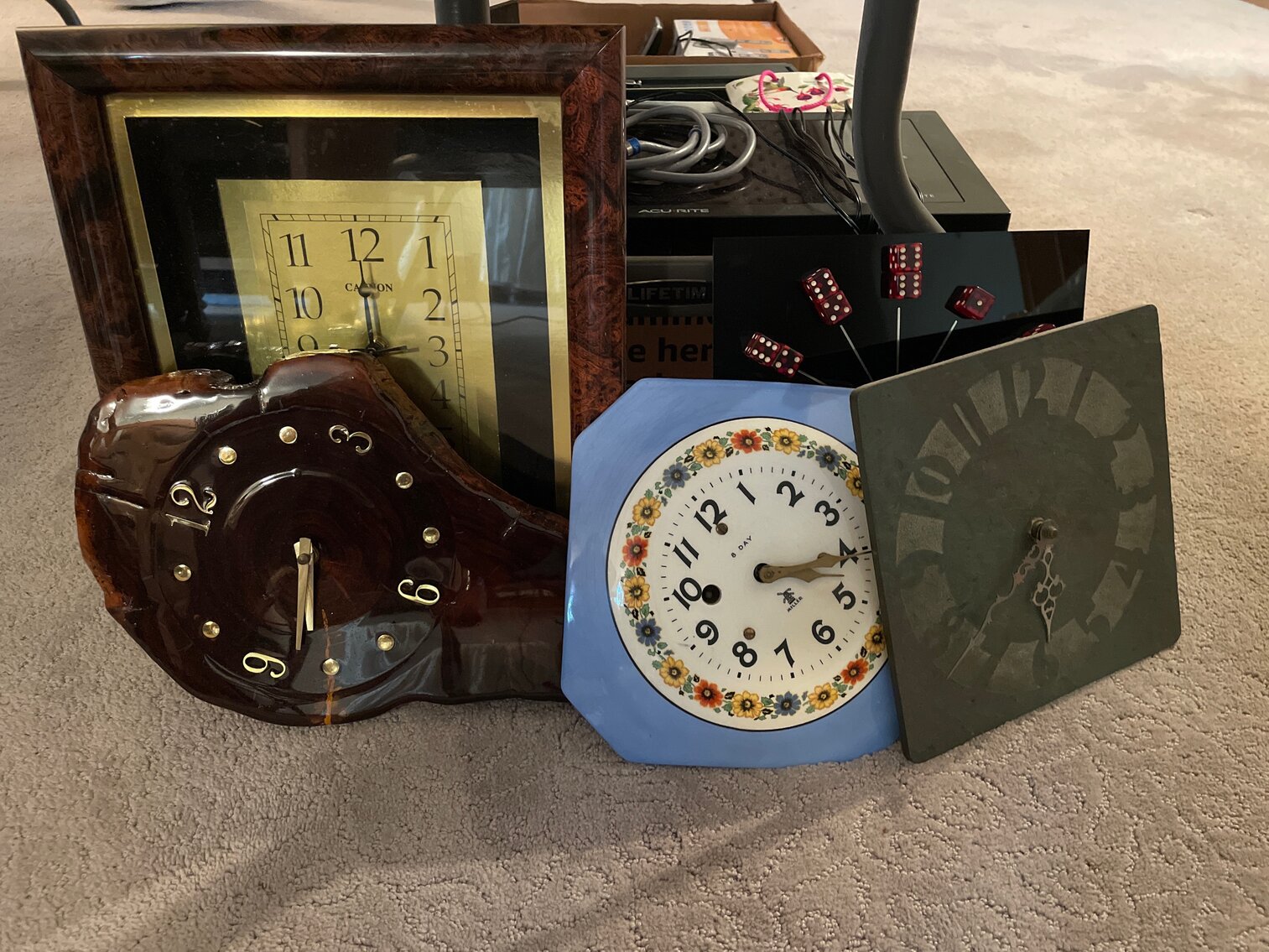 Wall clocks - battery powered