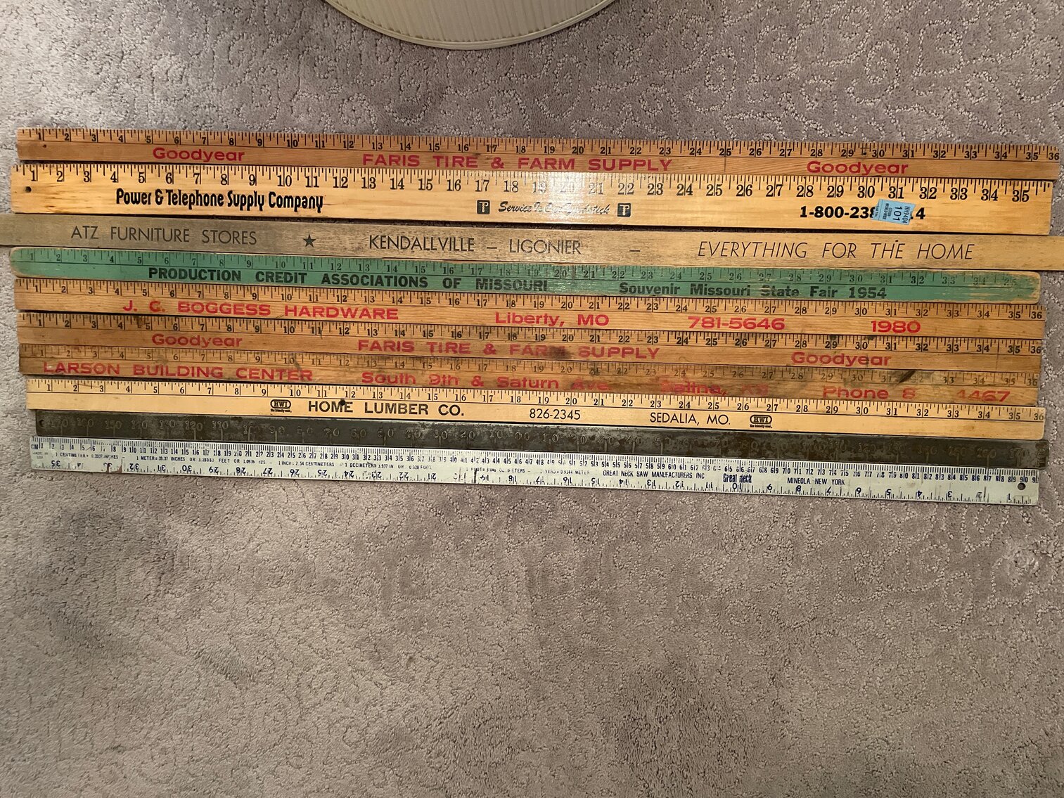 Yard sticks - total of 10
