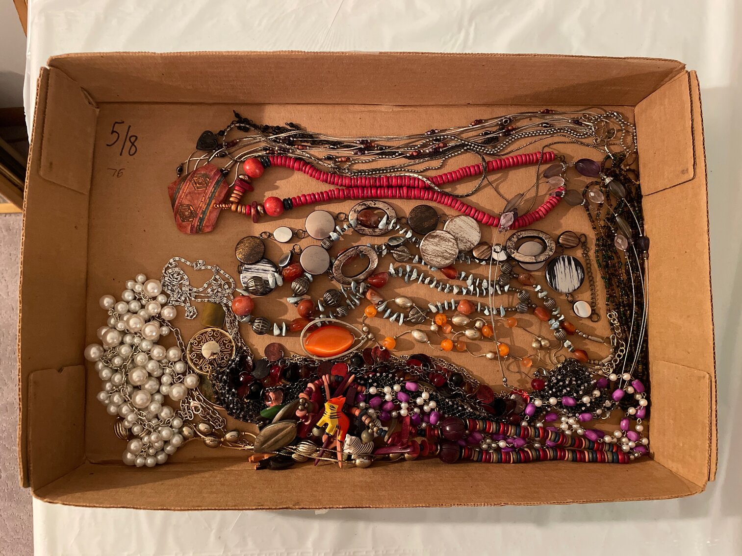 Jewelry - Ladies costume jewelry - Lot 5 of 8