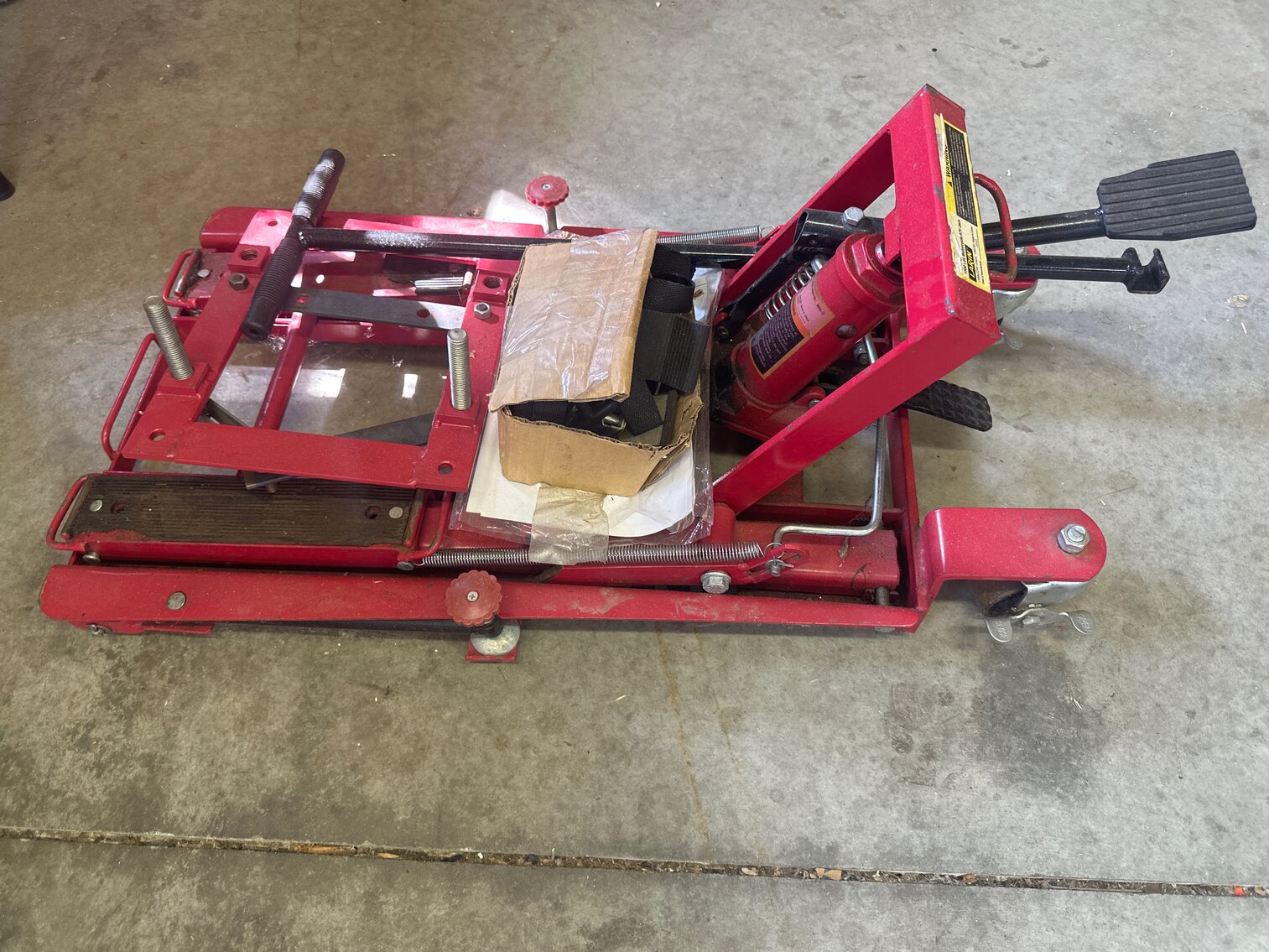Larin Mal-2 1500 Lb. Motorcycle ATV Jack