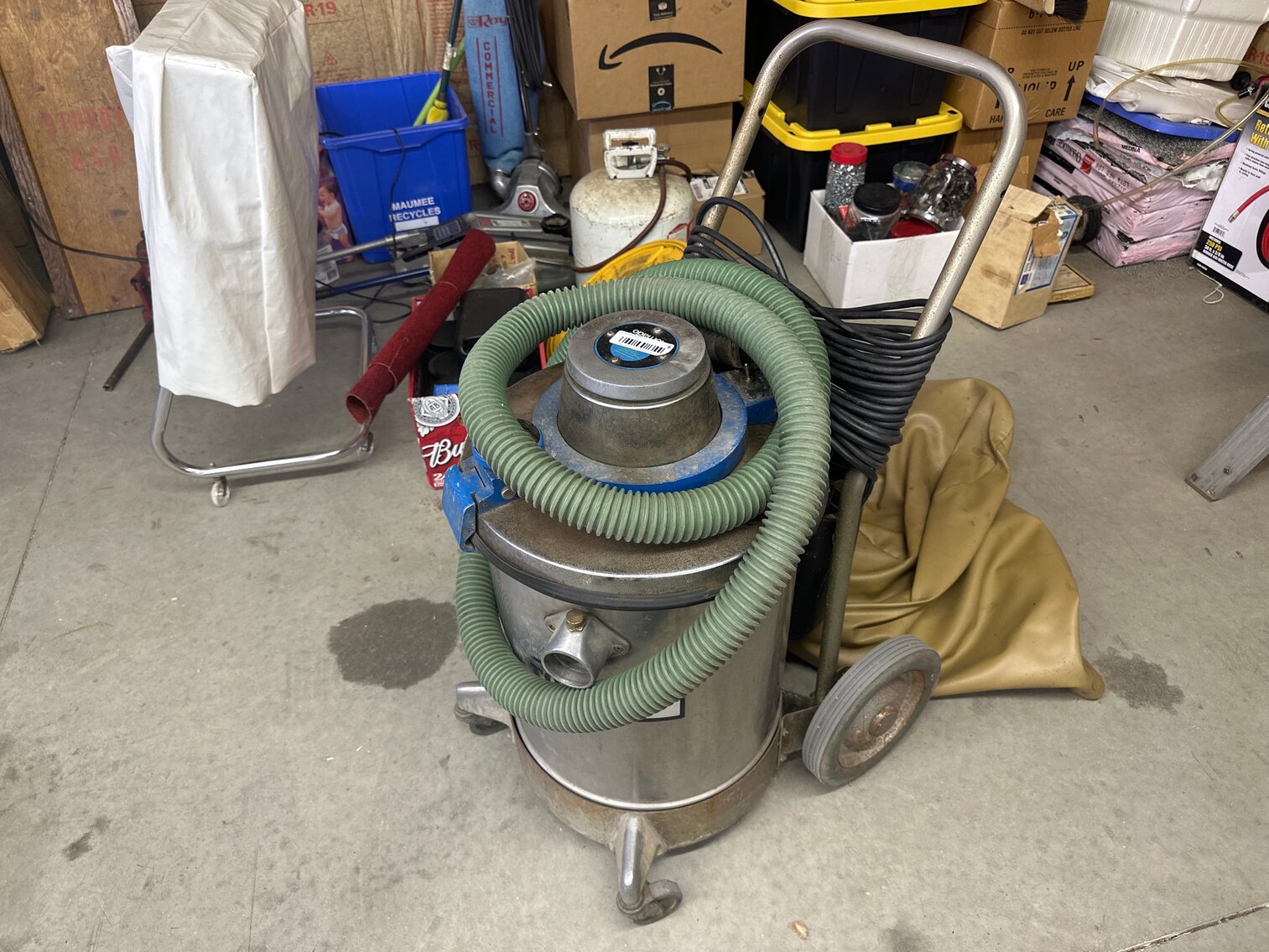 Tornado Canister Vacuum