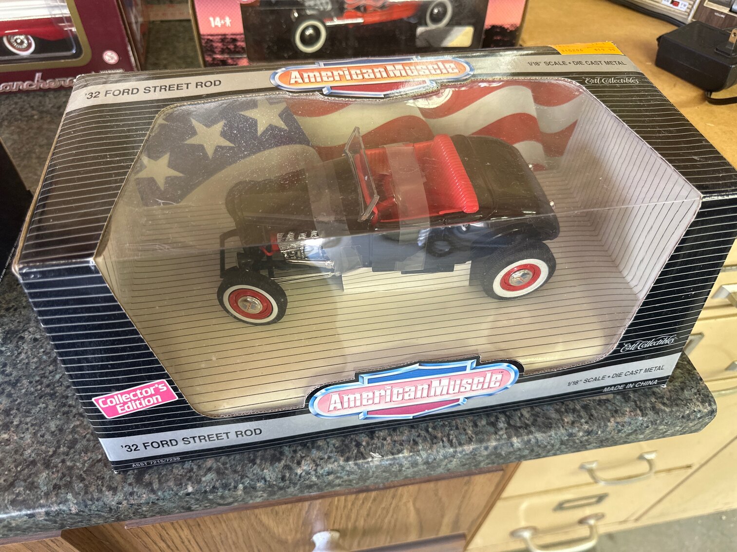 American Muscle 32' Ford Street Rod