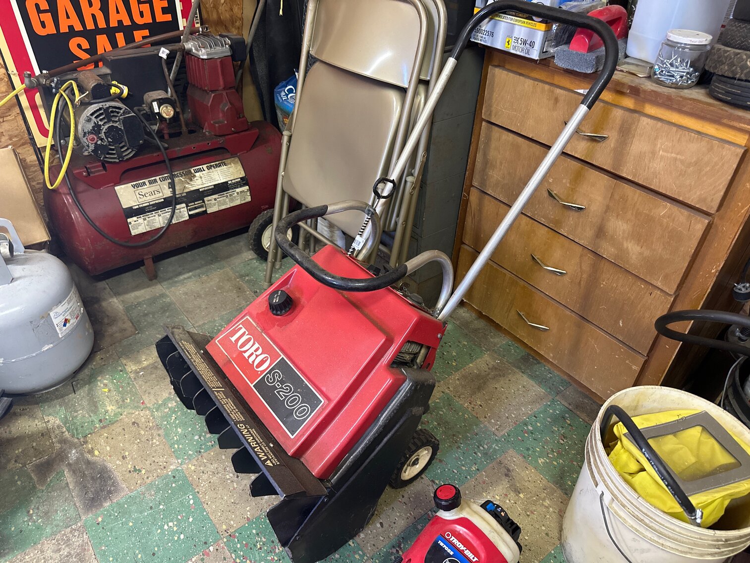 Toro S-200 Snow Blower