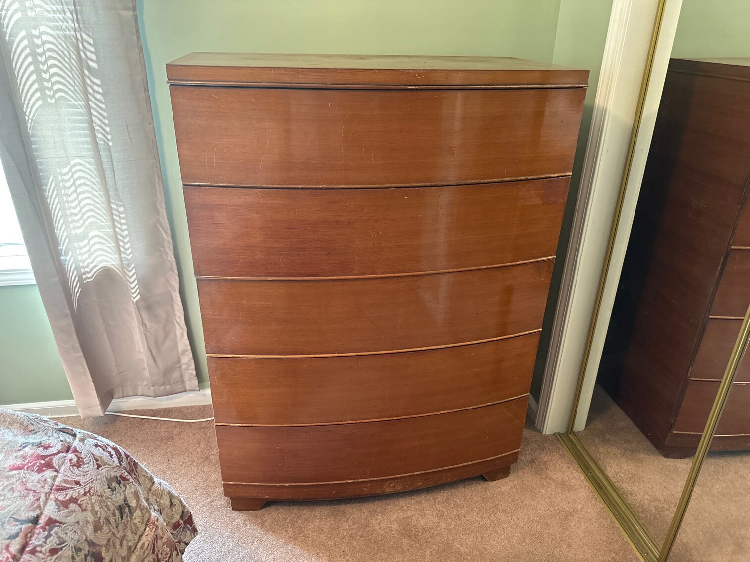 (5) Drawer Wood Dresser