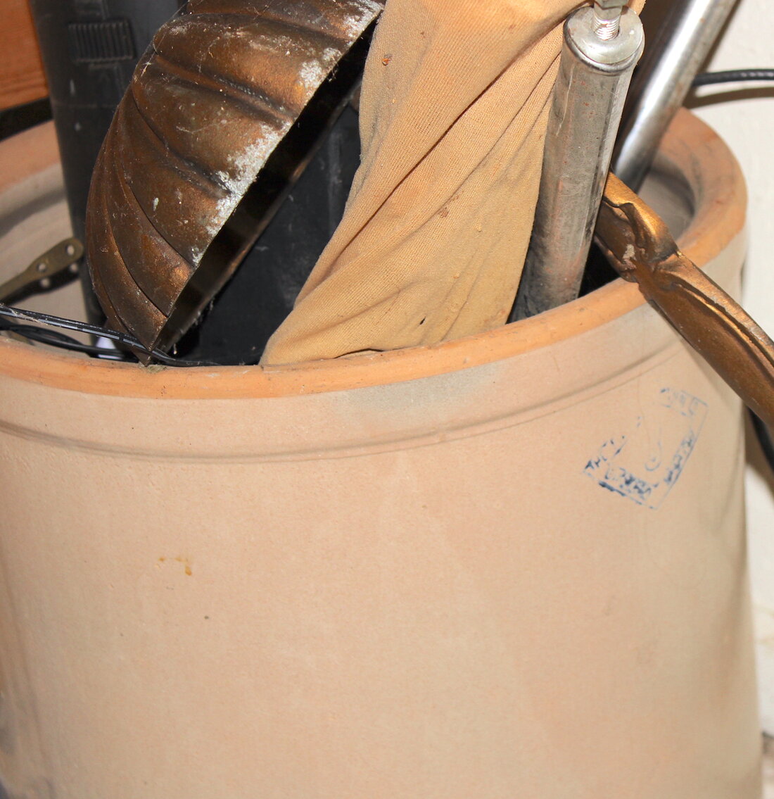 Image for LIVING ESTATE AUCTION