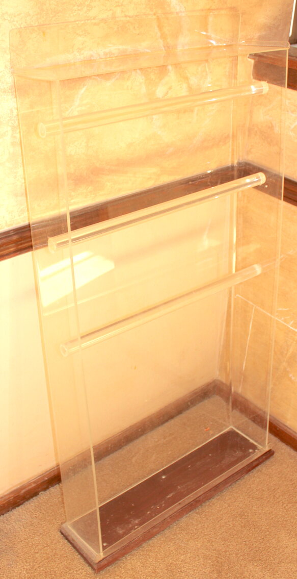 Image for LIVING ESTATE AUCTION