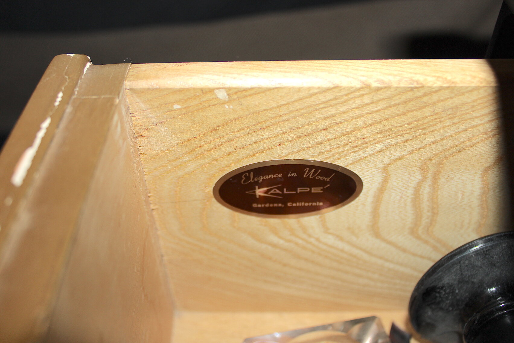 Image for LIVING ESTATE AUCTION