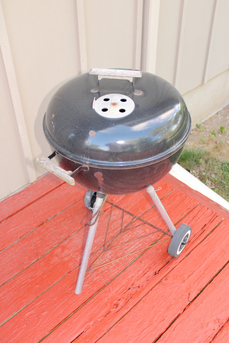 Image for LIVING ESTATE AUCTION