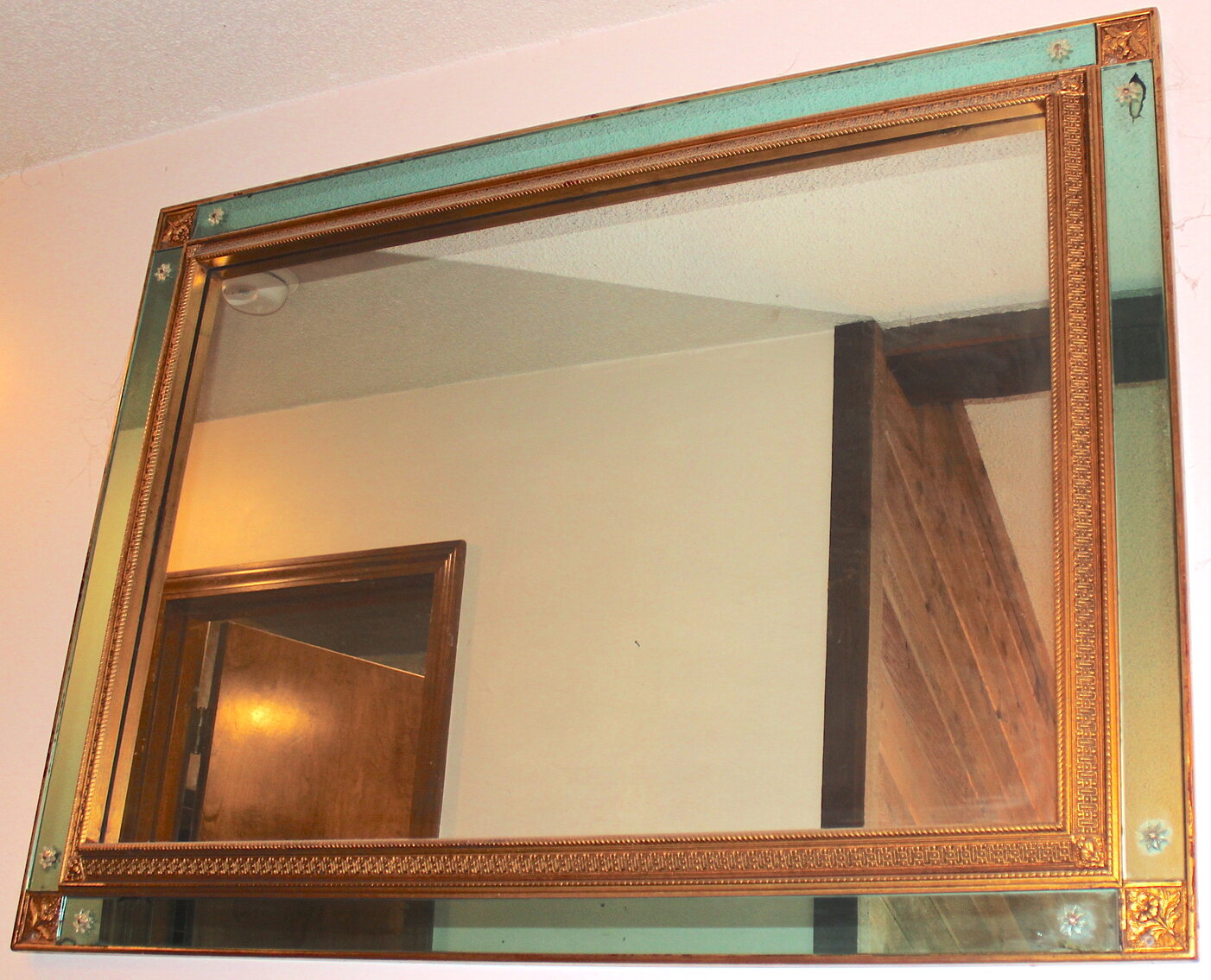 Image for LIVING ESTATE AUCTION