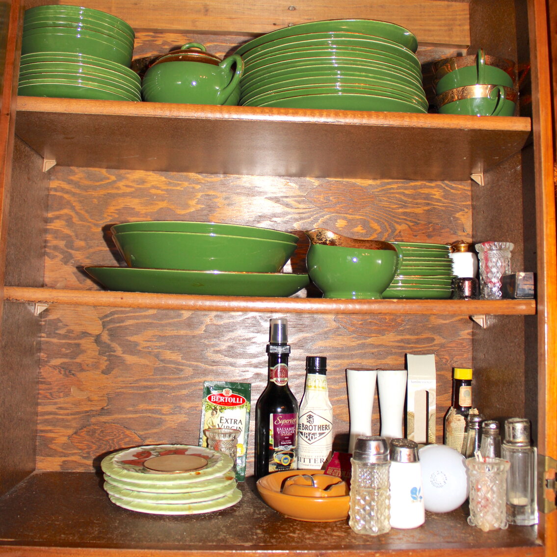 Image for LIVING ESTATE AUCTION