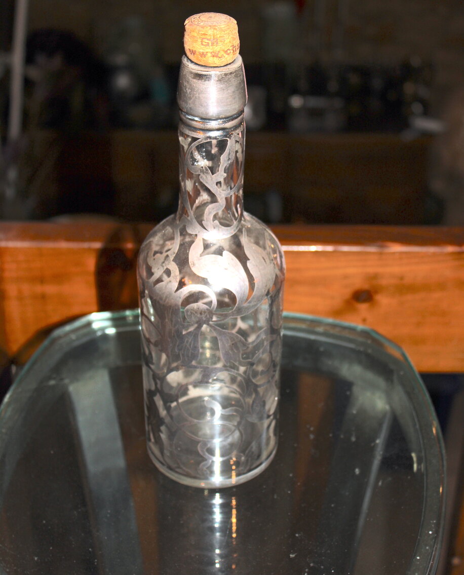 Image for LIVING ESTATE AUCTION