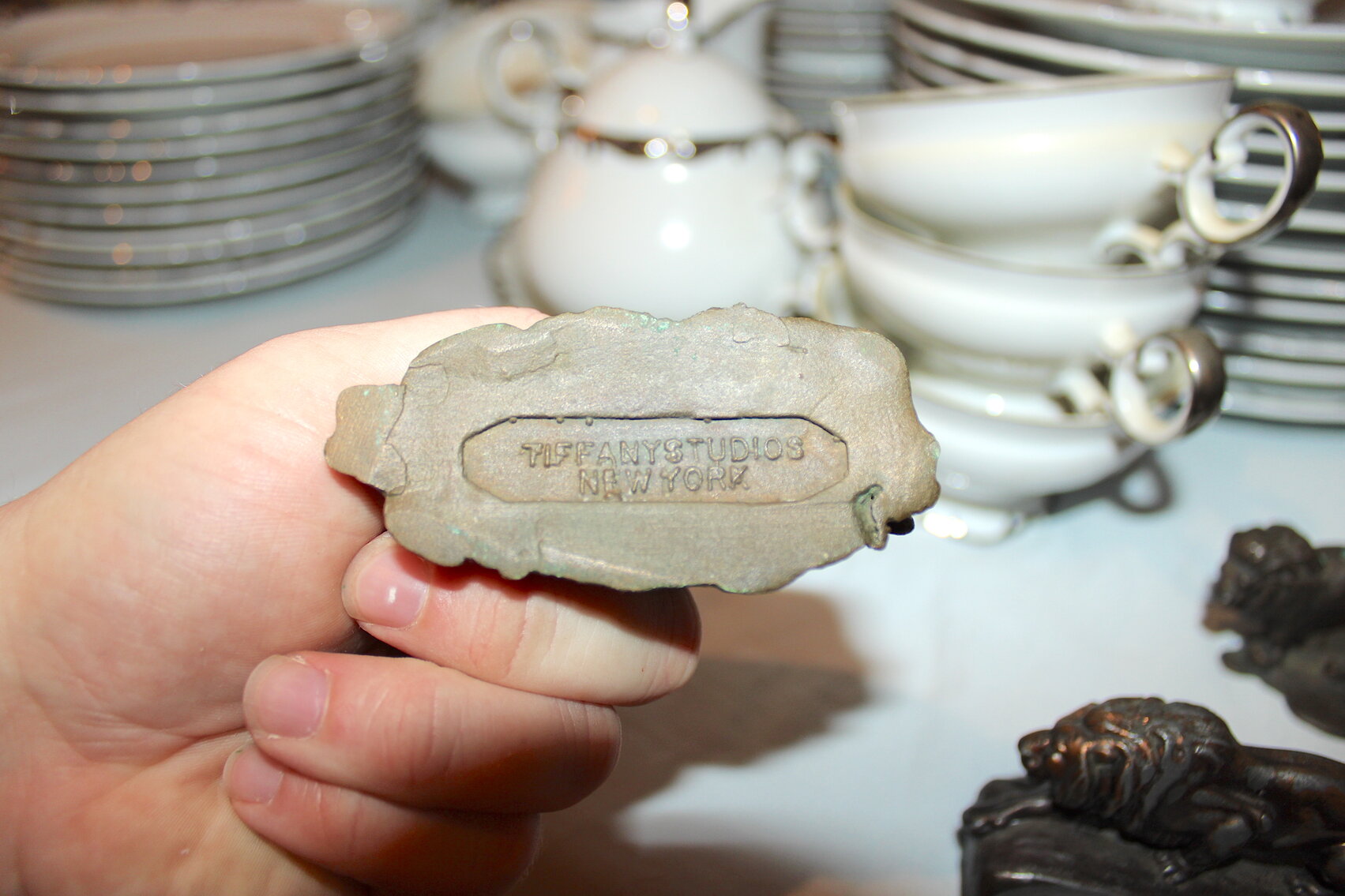 Image for LIVING ESTATE AUCTION