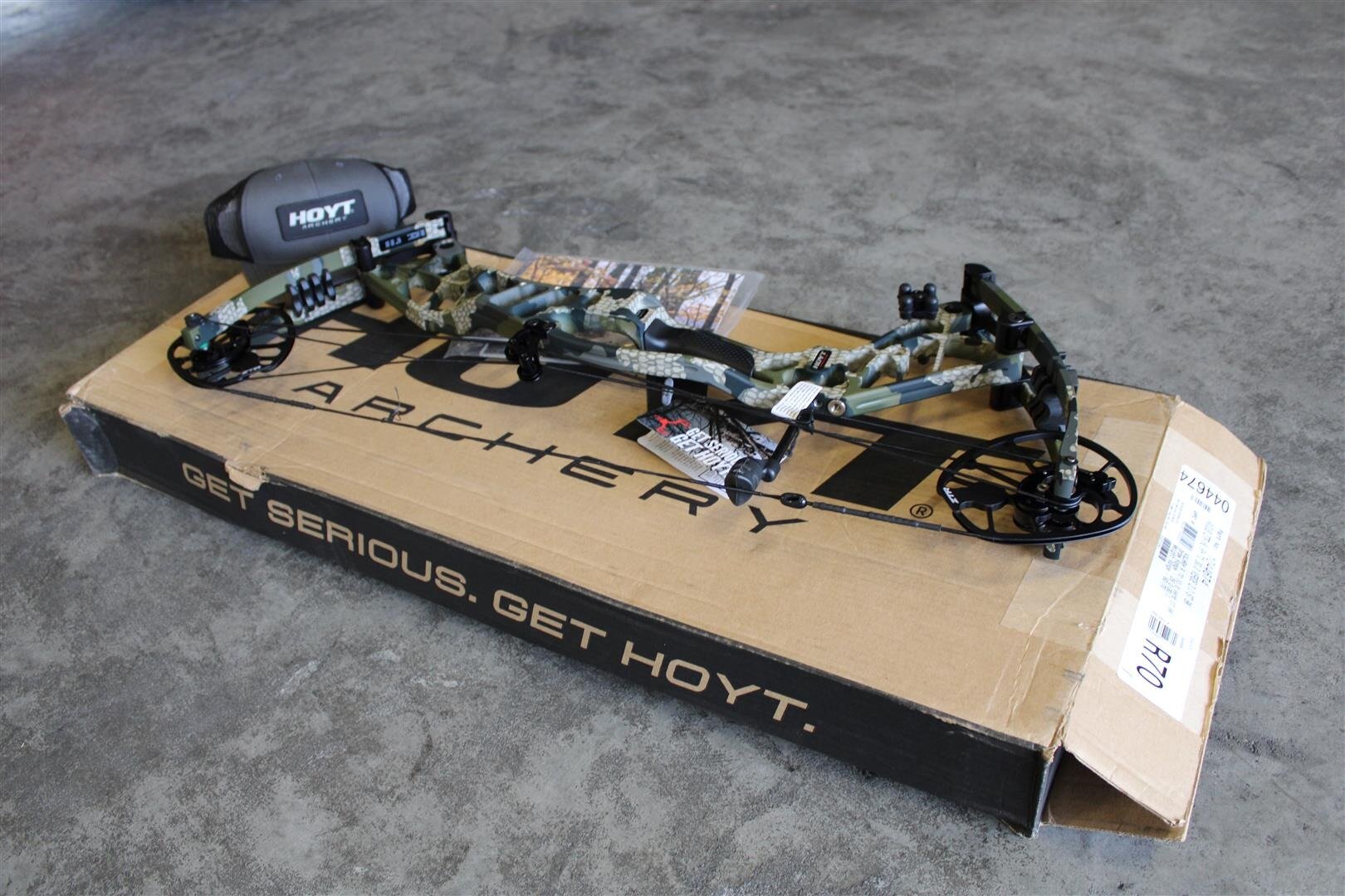 HOYT AXIUS RH 30/70 VERDE