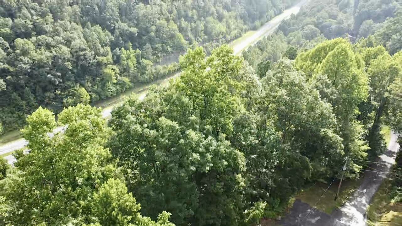 Image for SOLD $132,000 - Home, 2 Mobile Homes, & Garage Selling to the Highest Bidder