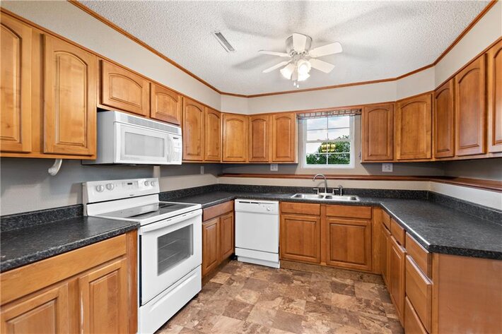 Image for 101 NE 825th Rd - Warrensburg, MO