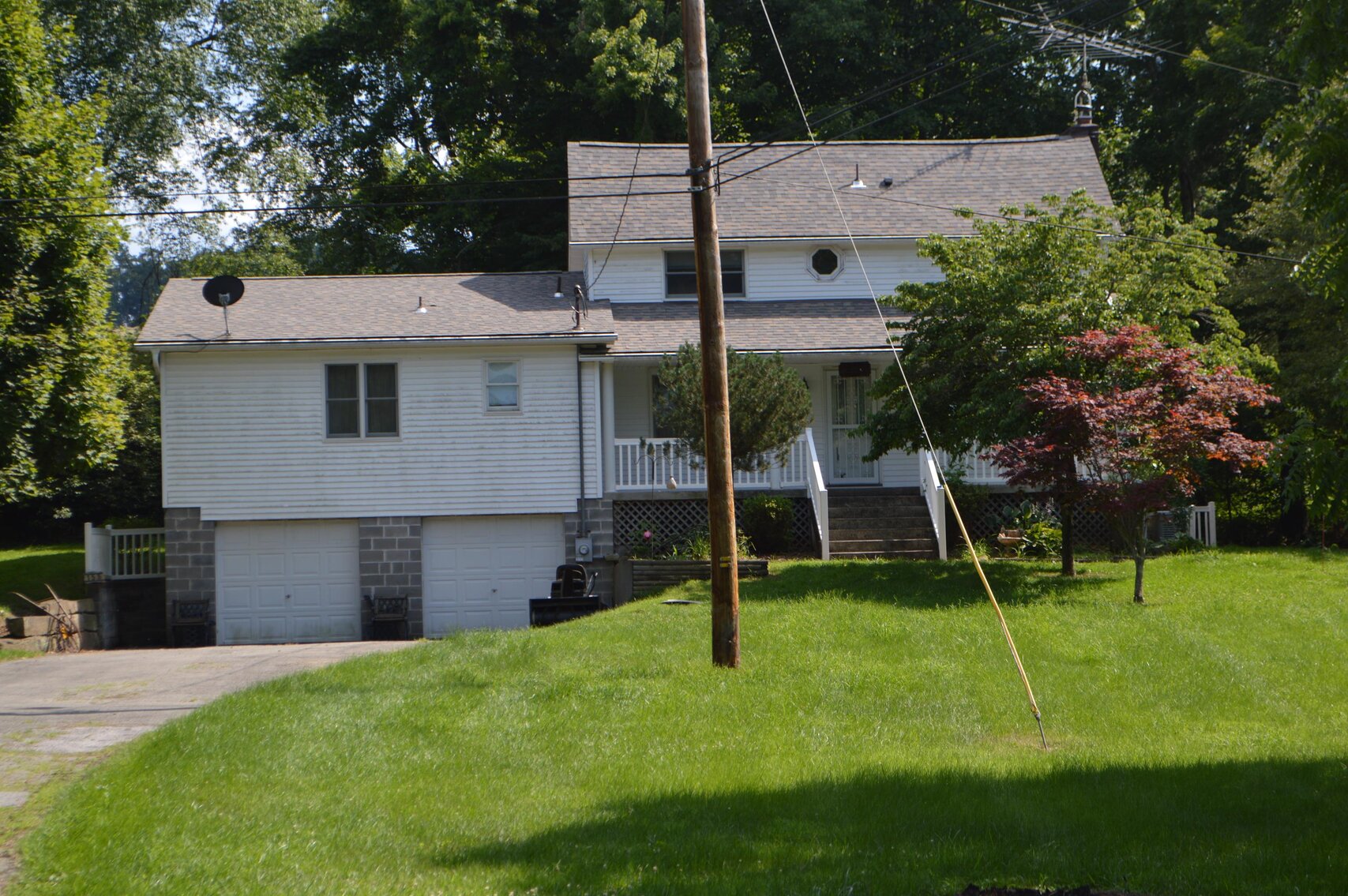 Image for SOLD $222,750 - 3 Bedroom Farmhouse on 2 Acres