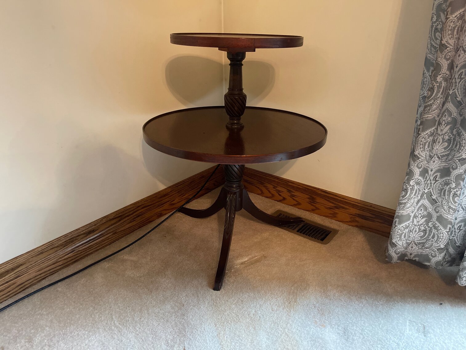 Two tier end table - round, three legs