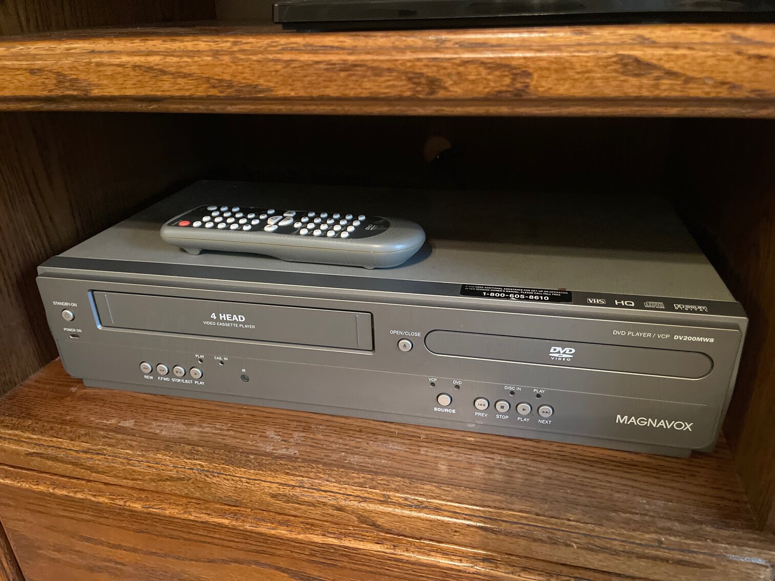 Magnavox VHS and DVD Player