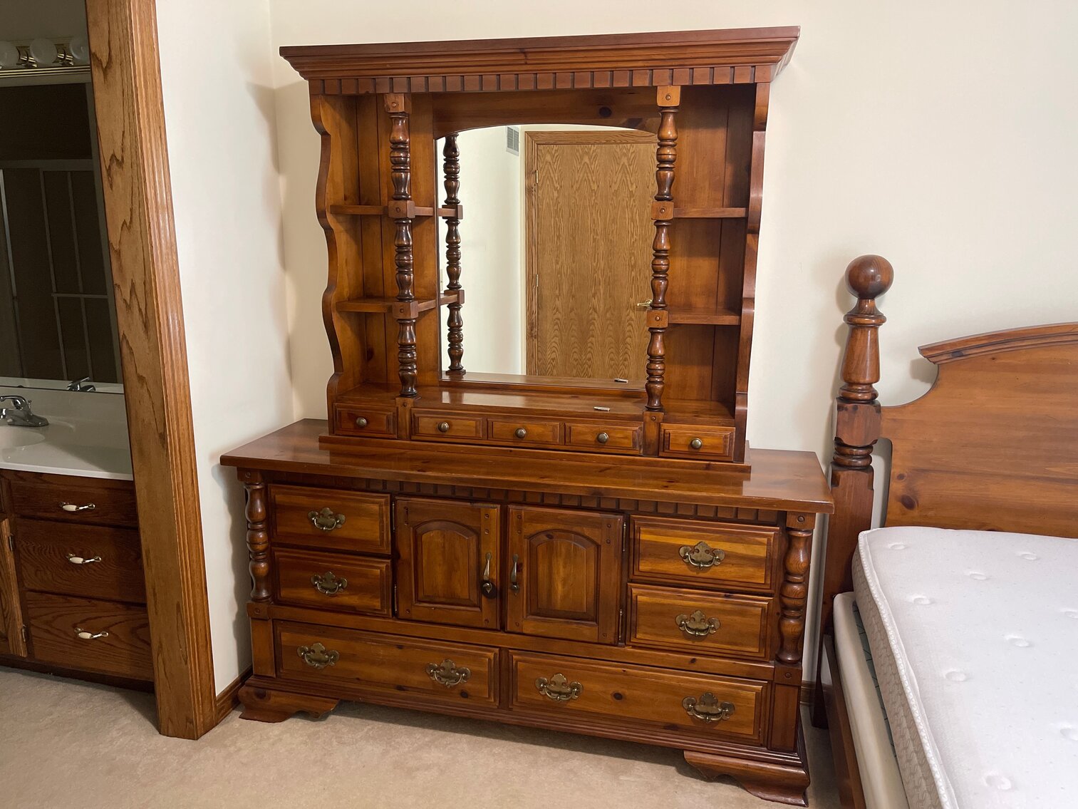 2 piece Dresser