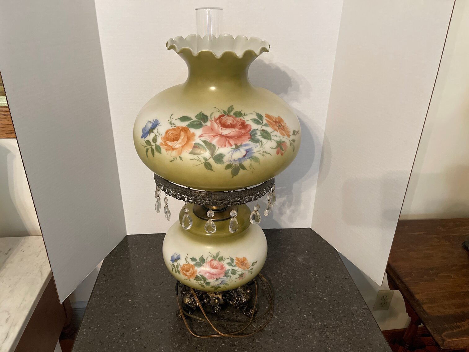 Green Hurricane Lamp - Roses with Prisms